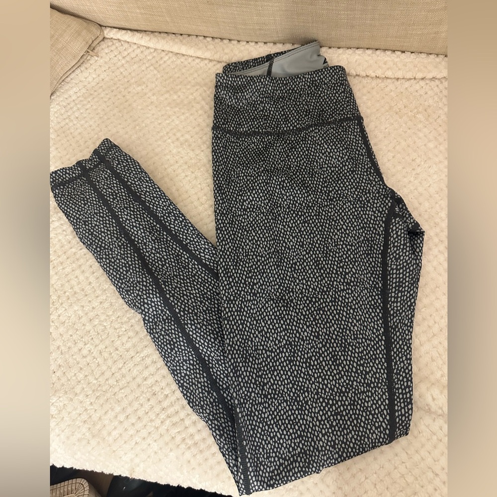 Spotted print leggings